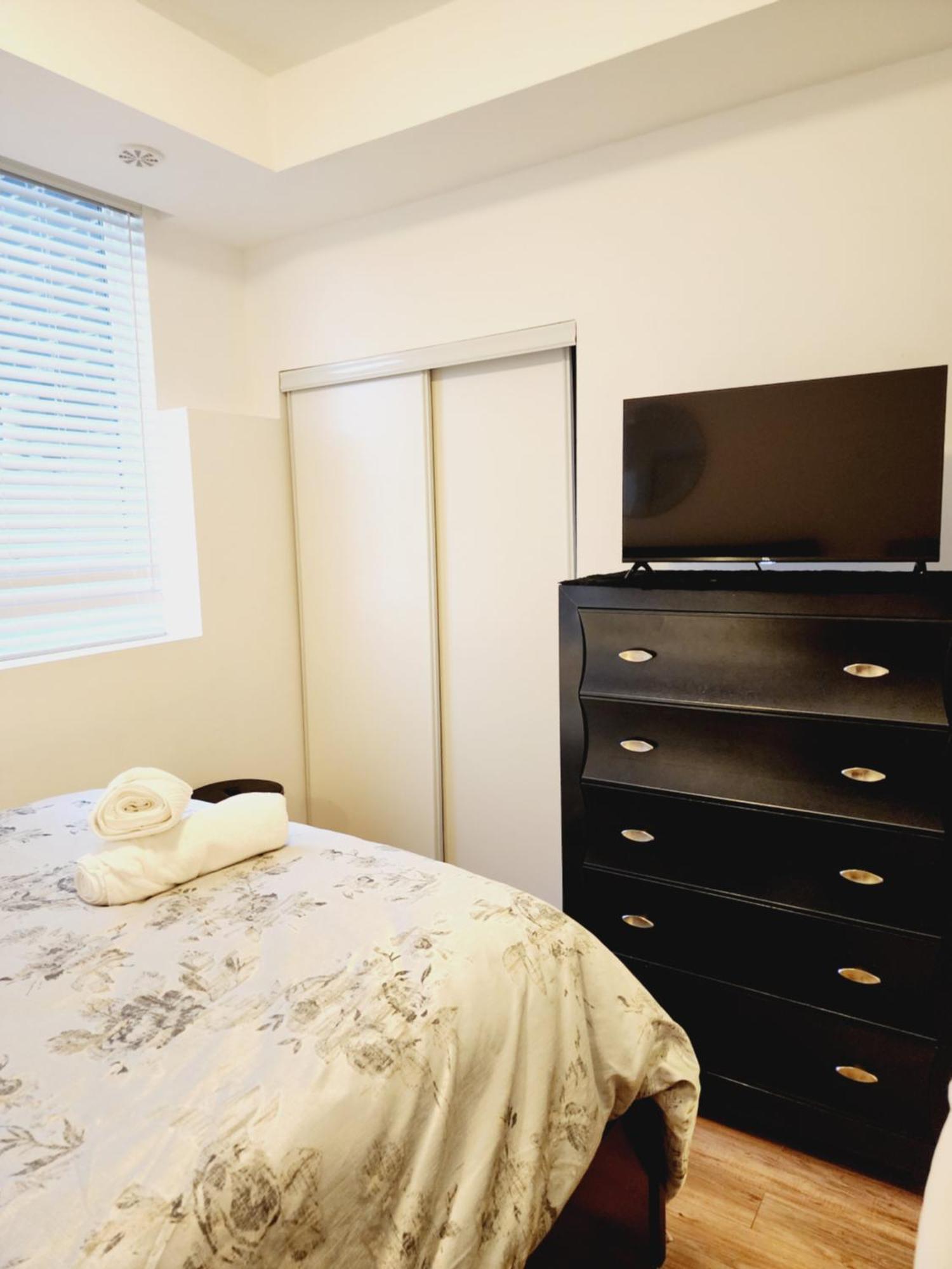 Beautiful Townhouse Near Yorkdale Mall, Wilson Subway Apartment Toronto Exterior photo